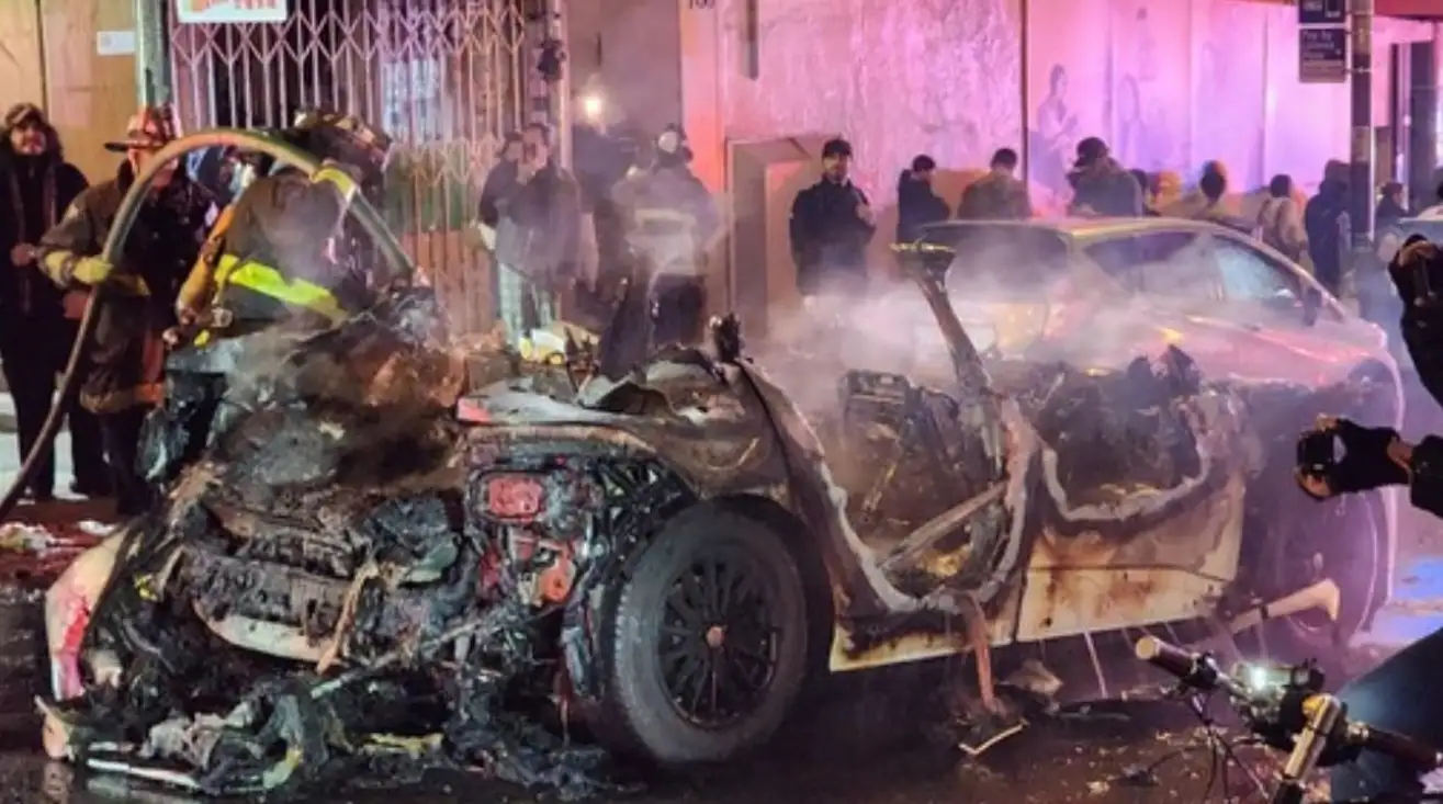 El incendio de un robotaxi de Waymo en San Francisco: un reflejo de la tensión social ante la automatización