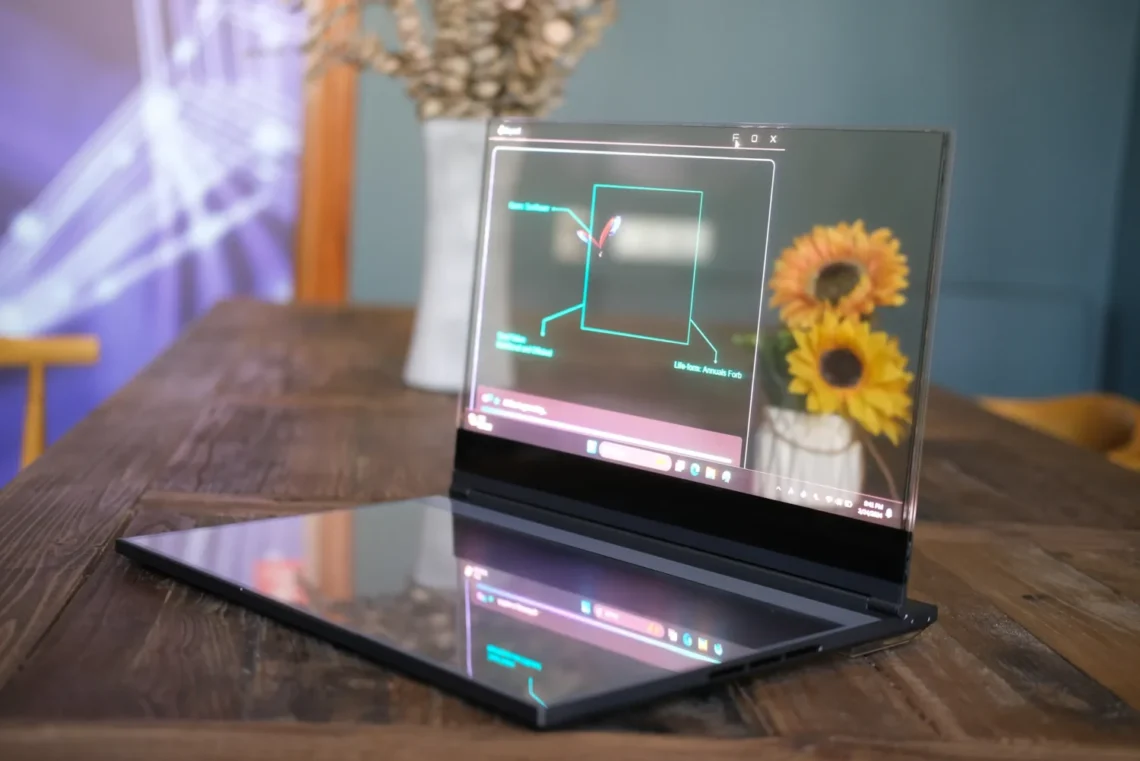 Lenovo presenta en el MWC su portátil transparente