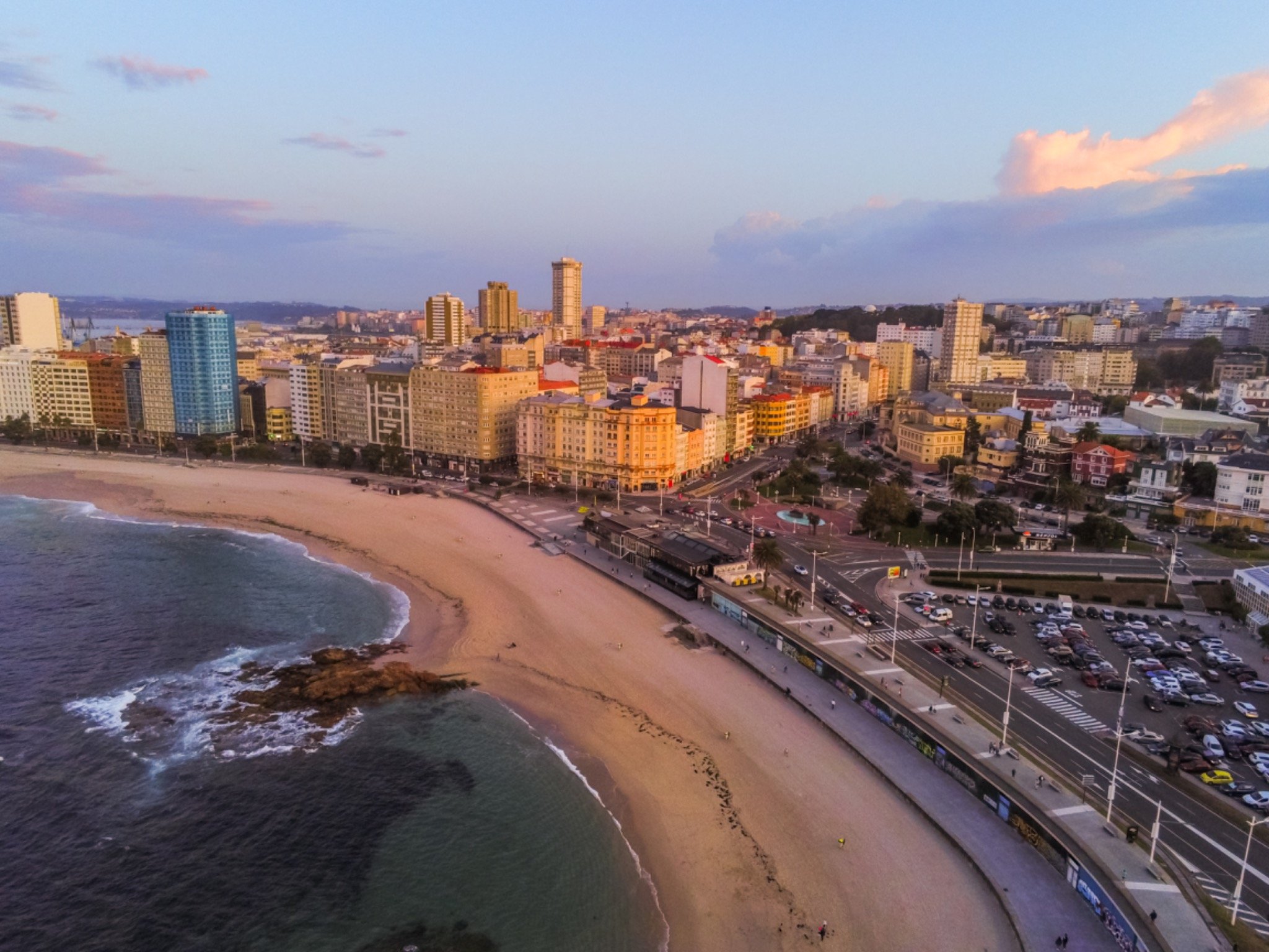 Un centenar de aspirantes para supervisar la IA desde A Coruña